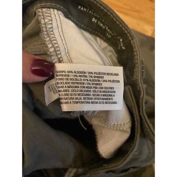 Universal Thread women's green camouflage high rise skinny crop pants size 2/26 - Picture 7 of 10